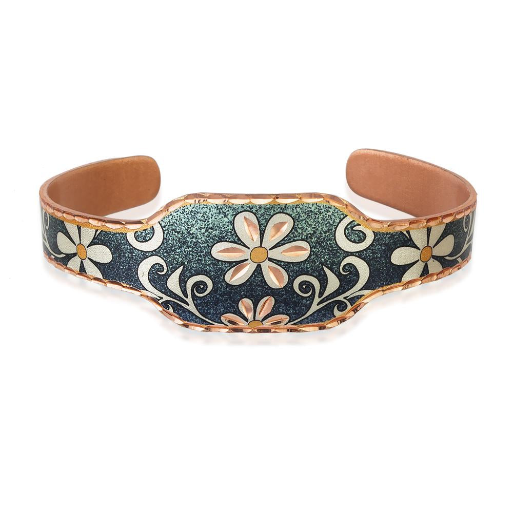 Green floral design bracelet