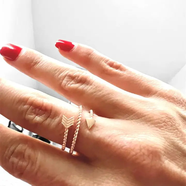 rose gold Arrow    Adjustable Ring