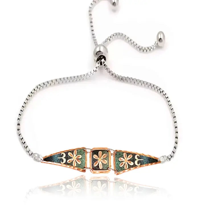 Green flower design chain bracelet with sliders