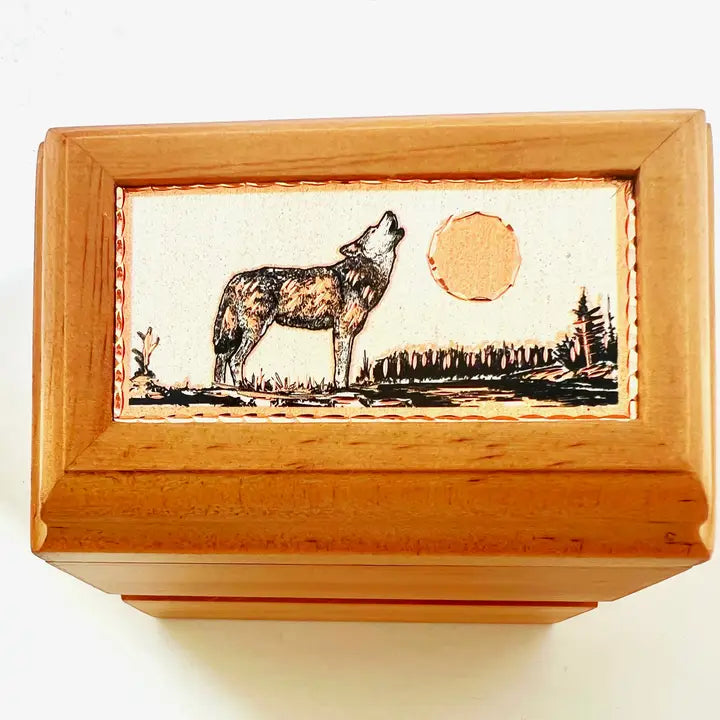 keepsake Wooden Box Howling Wolf