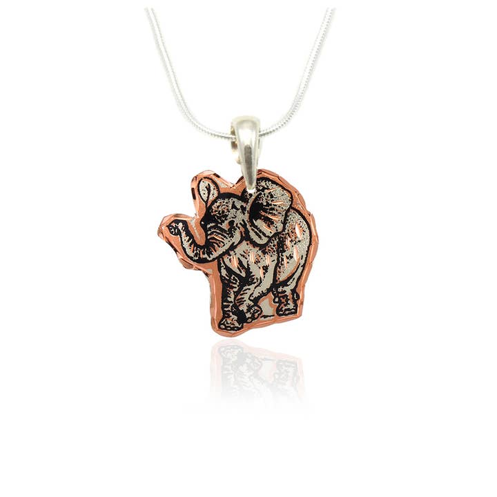 Elephant design necklace