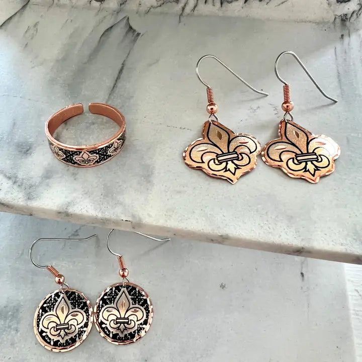 Fleur de lis design Copper earrings