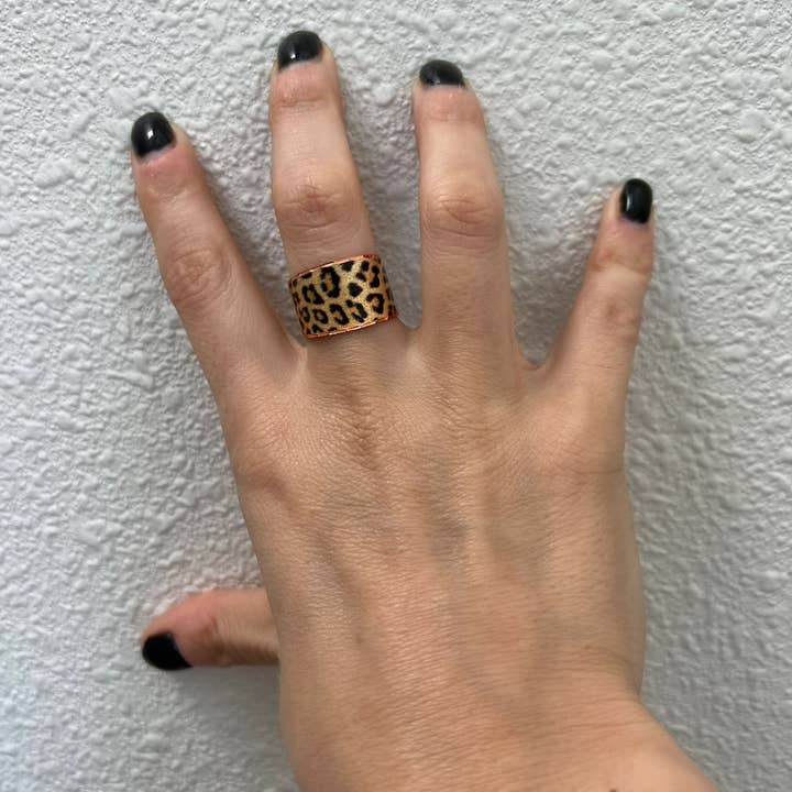 Leopard design ring adjustable