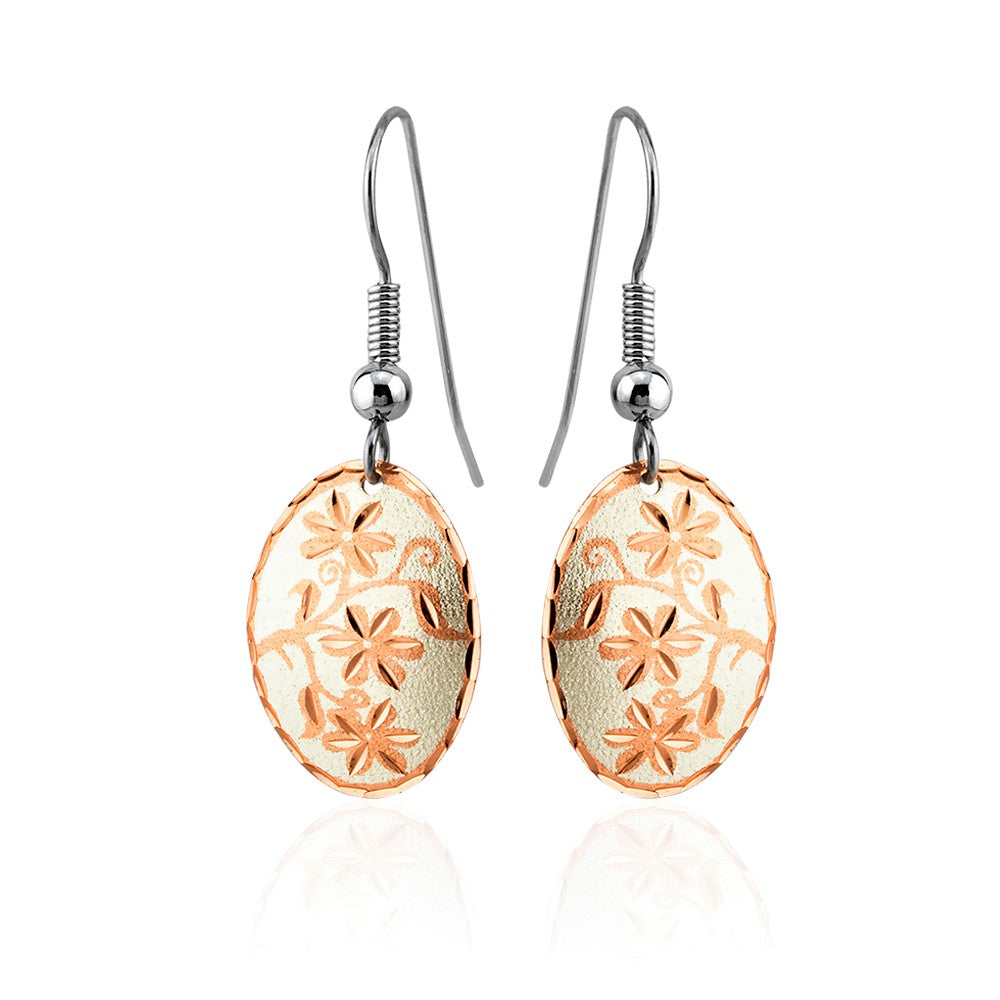 Silver daisy flower earrings