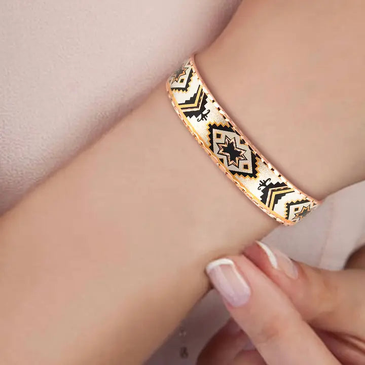 Western star cowgirl bracelet
