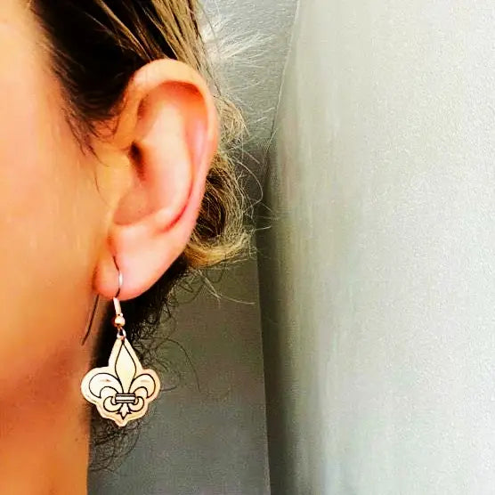 Fleur de lis design Copper earrings