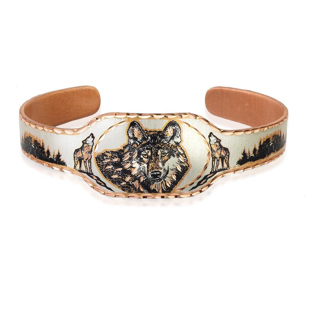 Wolf design bracelet