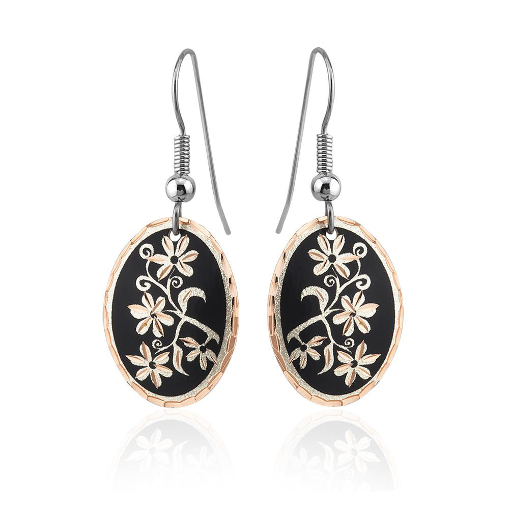 Black daisy flower earrings