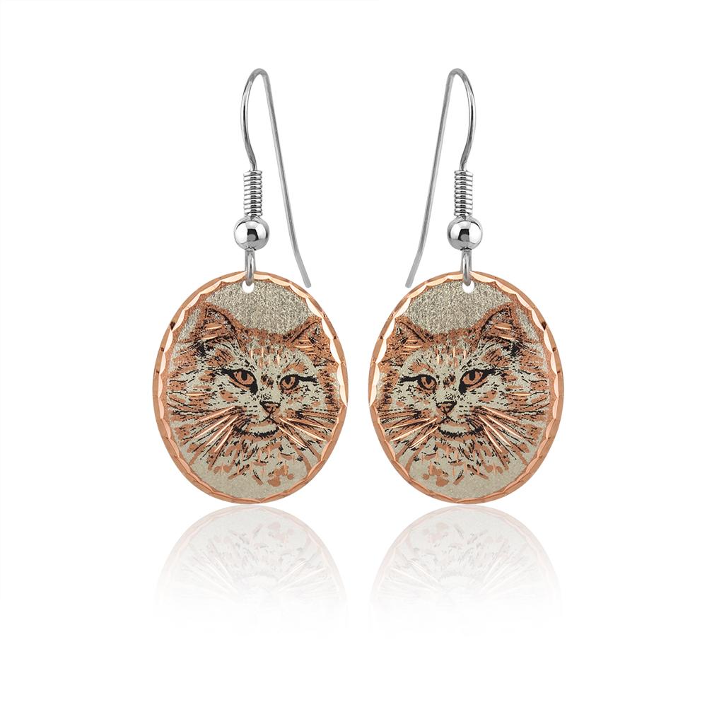 White kitten design earrings