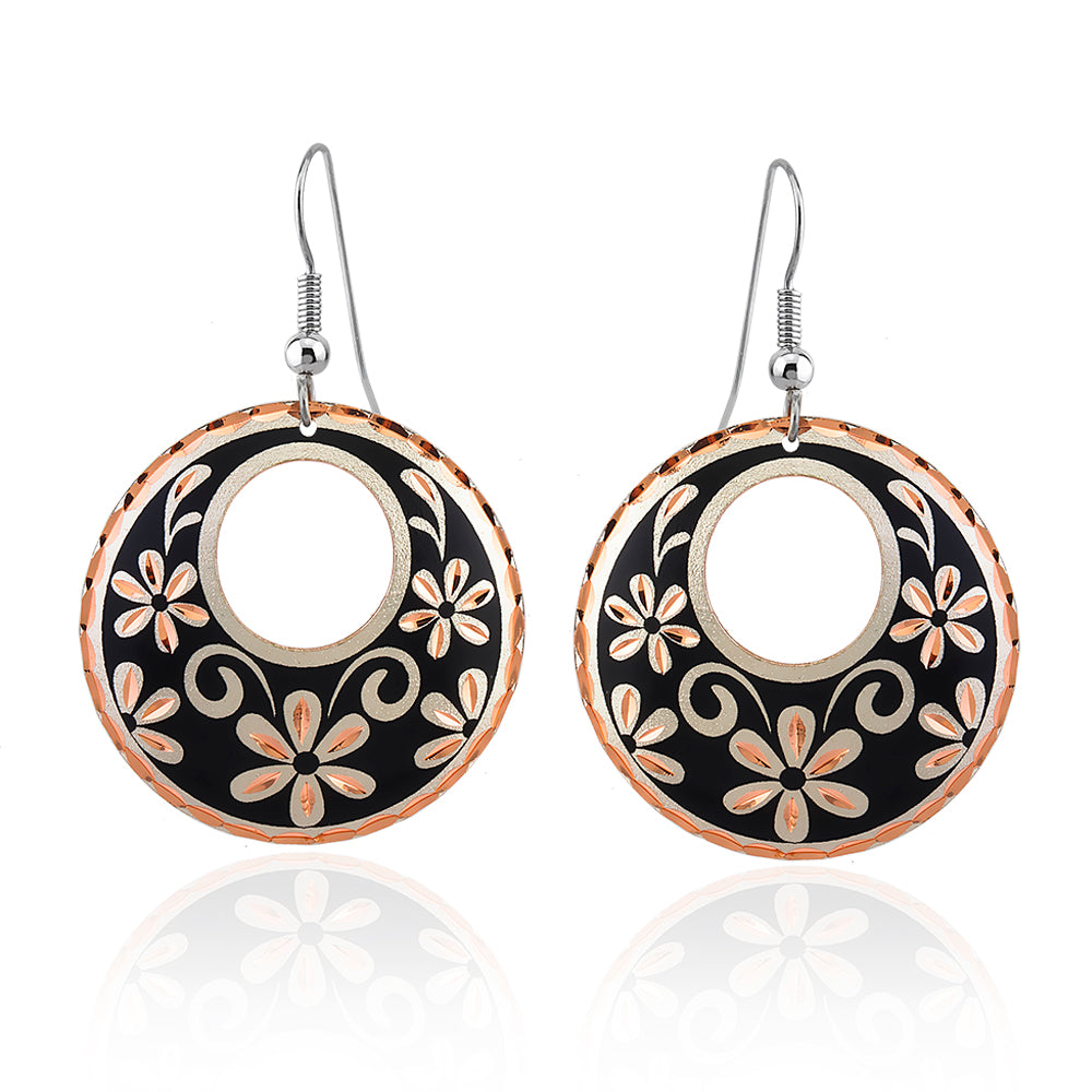 Black  background cirlcle earrings