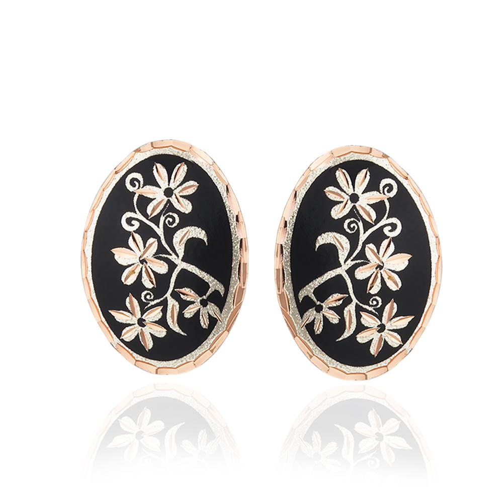 Black daisy flower design stud earrings