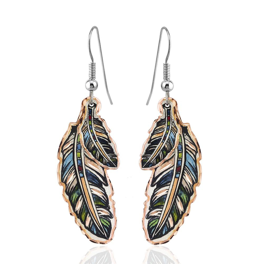 Feather design earrings